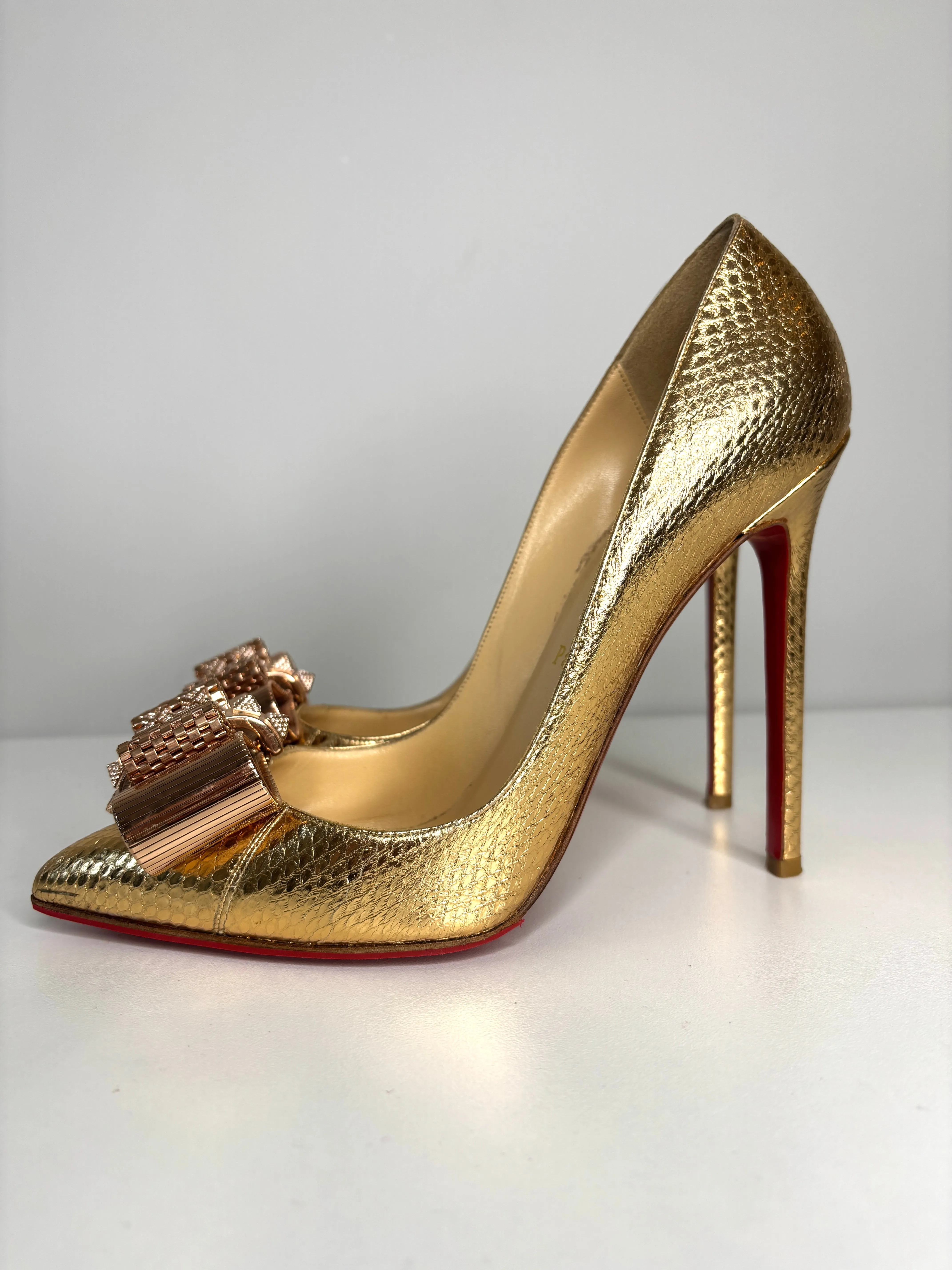 Christian Louboutin Ayers Metal Nodo Bow 120 Gold Python Heels 38.5 UK5.5 - Preloved