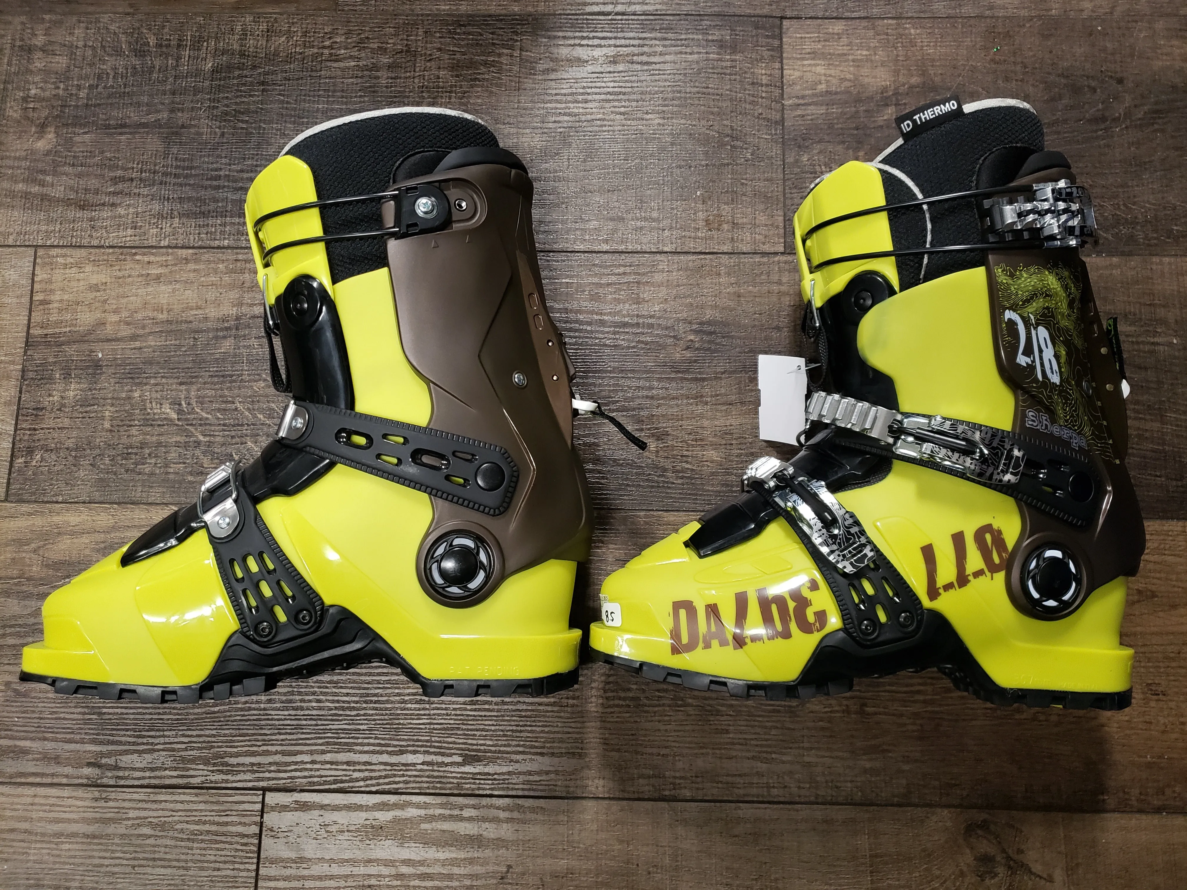 Dalbello Sherpa 2/8 Non-Tech AT Ski Boots, Mondo 26.5 Men's 8.5