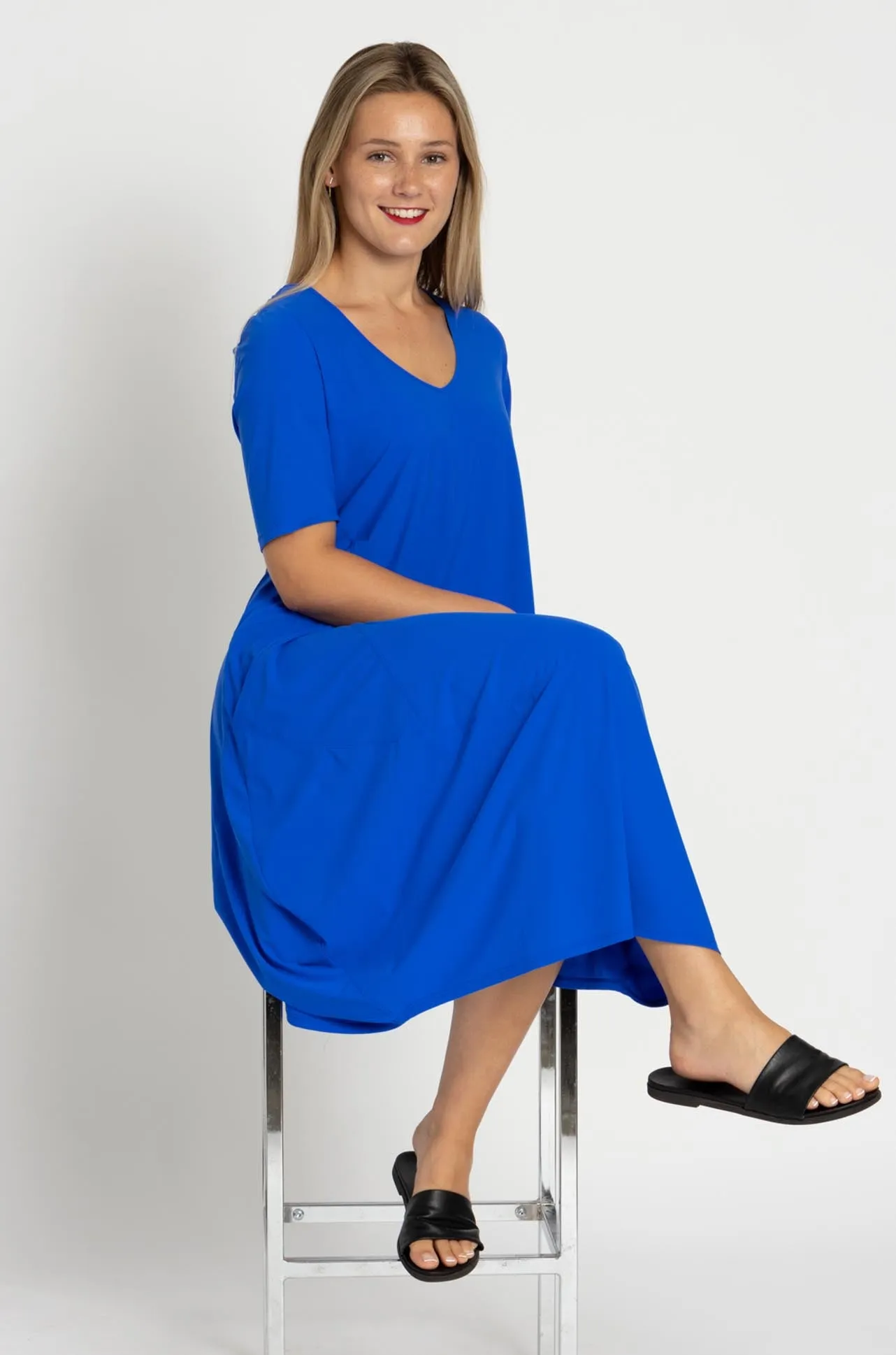 Paula Ryan - Scoop V 1/2 Sleeve Tulip Dress in Greek Blue